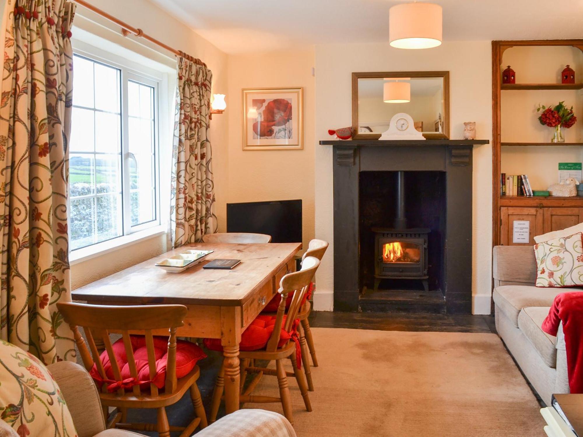 St Cadoc Cottage Saint Merryn Exterior photo